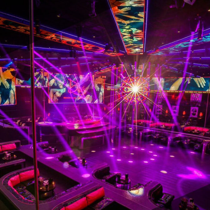 drais lv dress code Beach Club Party Package Drai's Nightclub | Las Vegas
