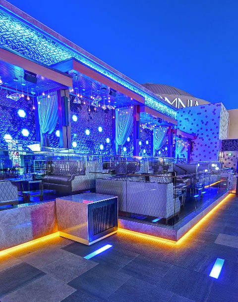 Omnia Las Vegas Terrace Table
